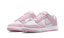 Dunk Low en velours côtelé rose