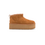 UGG Classic Ultra Mini Plateau-Schuhe in Kastanienbraun